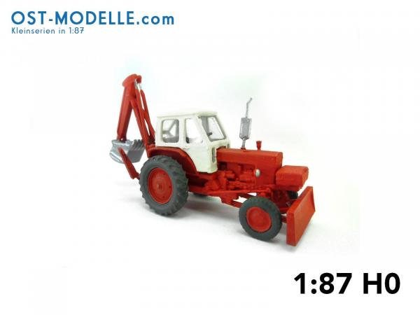Traktorbagger JuMZ-6 (EO2621A) – rot weiß Fahrstellung